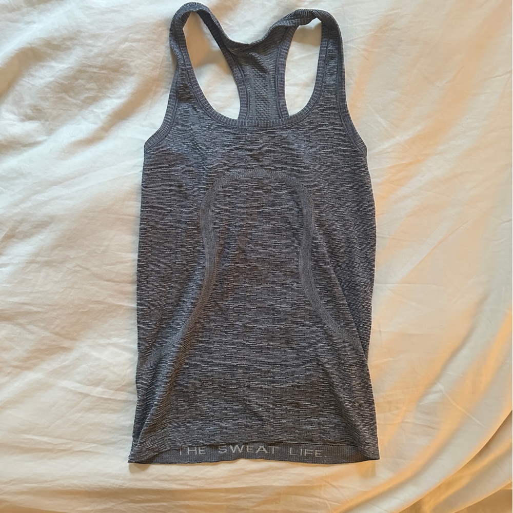 Lululemon tank